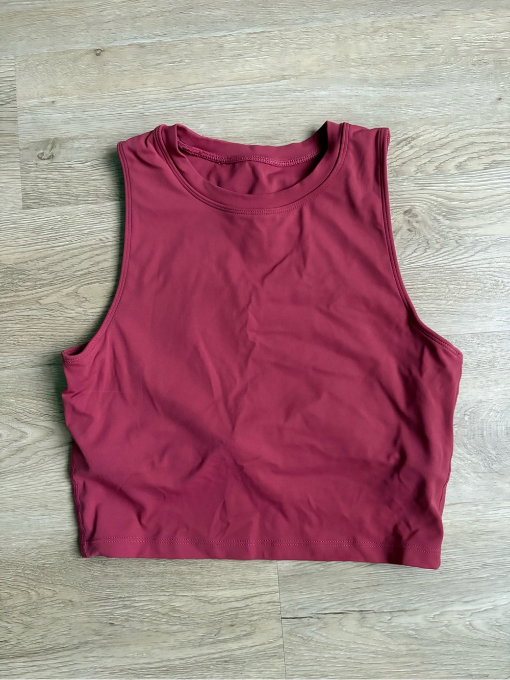 Women's Sleeveless Crop Yoga Tank Top in Deep Rose